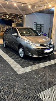 TOYOTA YARIS 1.3 16V FLEX XL MULTIDRIVE TOYOTA YARIS 1.3 16V FLEX XL MULTIDRIVE
